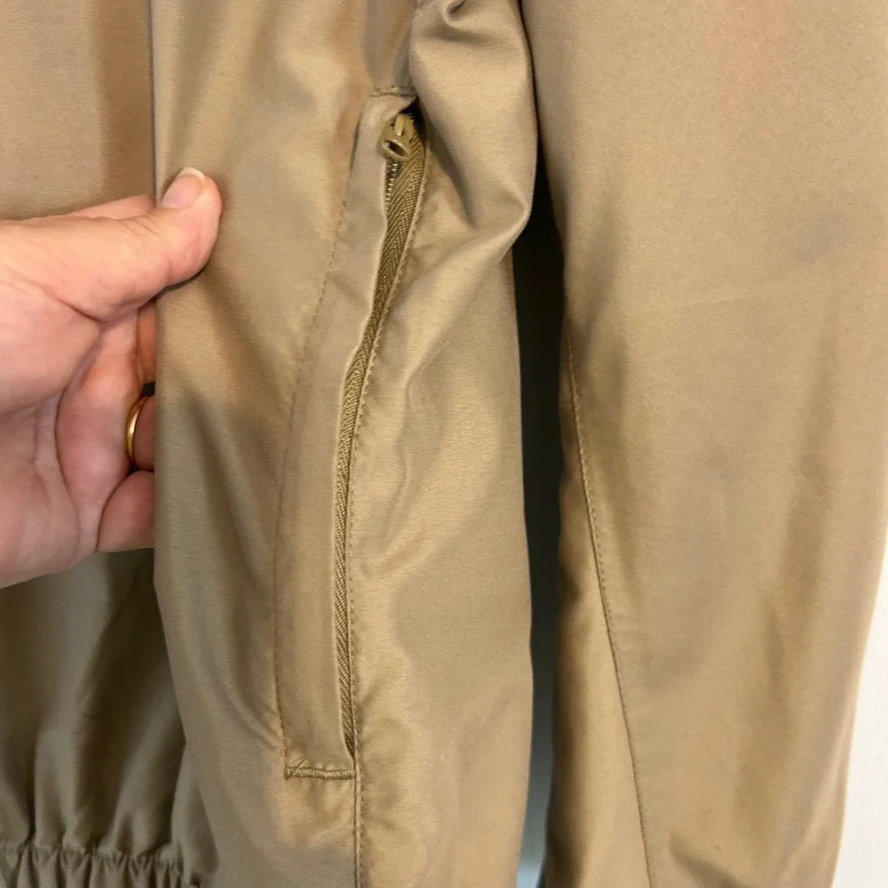 FootJoy Golf Pullover Jacket Men's L Tan V-Neck‎ Long Sleeve Lightweight